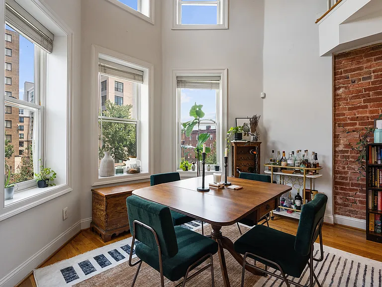 1358 Girard St NW #3 — Photo 31