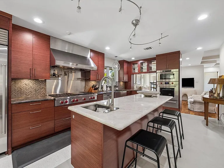 623 Pinehaven Dr — Photo 13