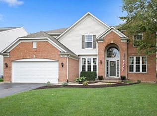 550 Tuscany Dr, Algonquin, IL 60102