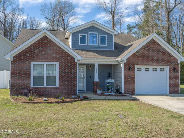 214 Hawks Bluff Drive, New Bern, NC 28560
