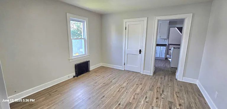 233 Lester Ave #2L — Photo 2
