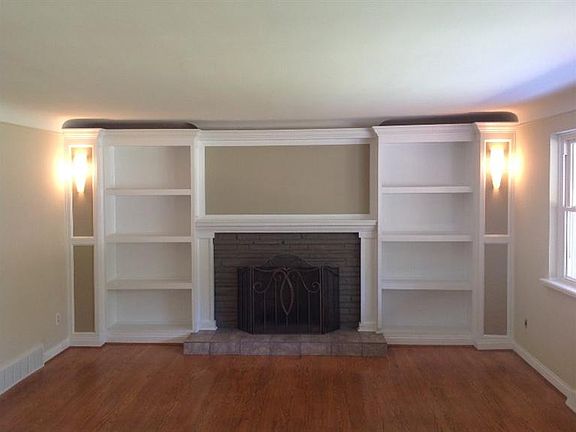 2nd image of 7240 N Mingo Ln