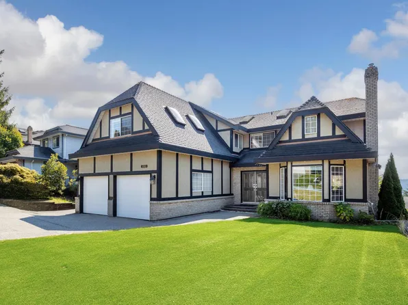 2562 Fuchsia Pl, Coquitlam, BC V3E 2M7