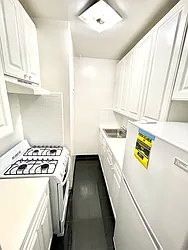 Rented by Addison Property Group