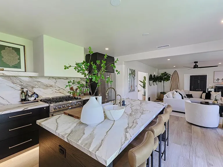 340 Glorietta Pl — Photo 17