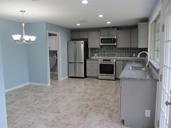 5th image of 16930 Judyleigh Dr