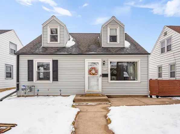 3238 North 86th STREET, Milwaukee, WI 53222