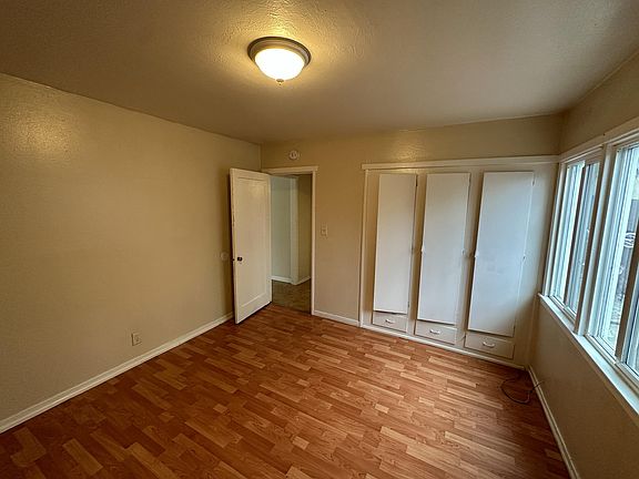 4th image of 7858 Bancroft Ave #A