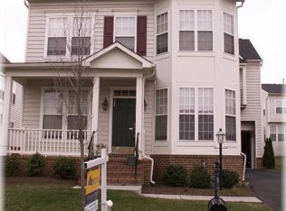 21909 Larchmont Way, Ashburn, VA 20148
