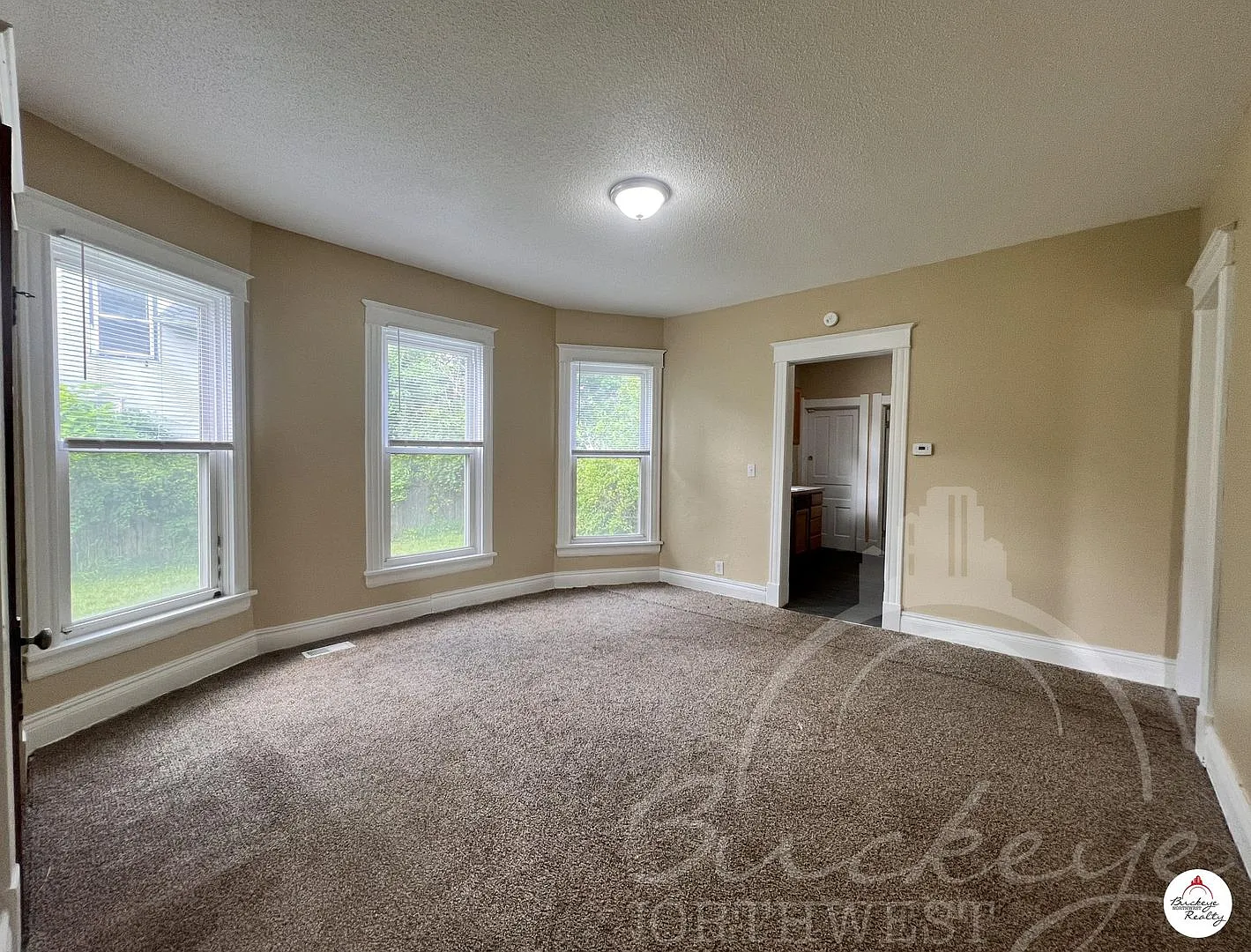 3113 Scottwood — Photo 4