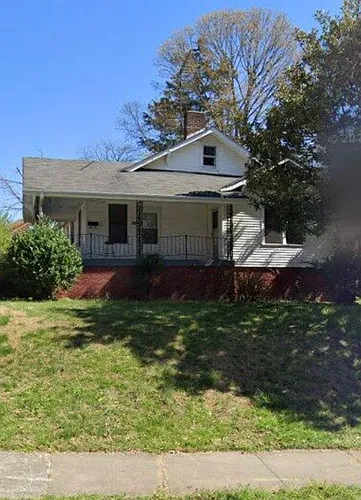 2223 Greenway Ave Photo 1