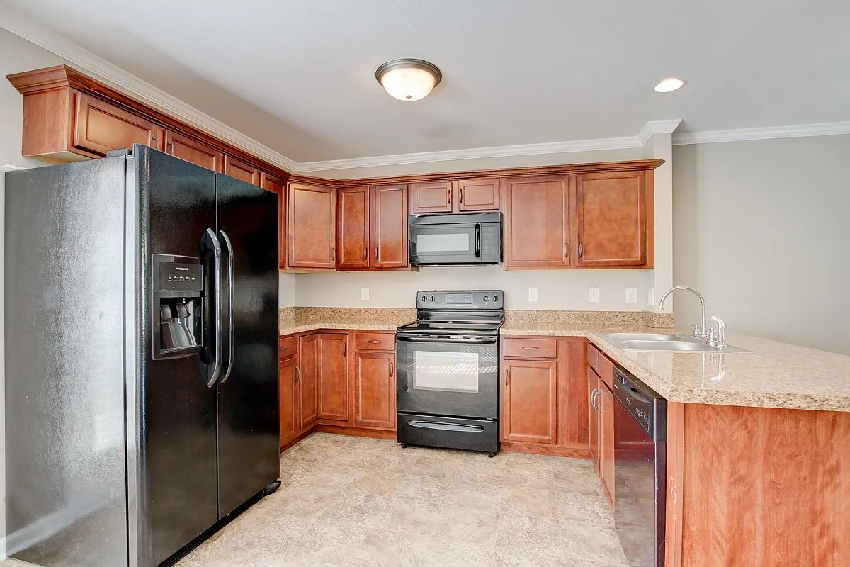 Charming Townhome Close to the Interstate ! — Photo 4