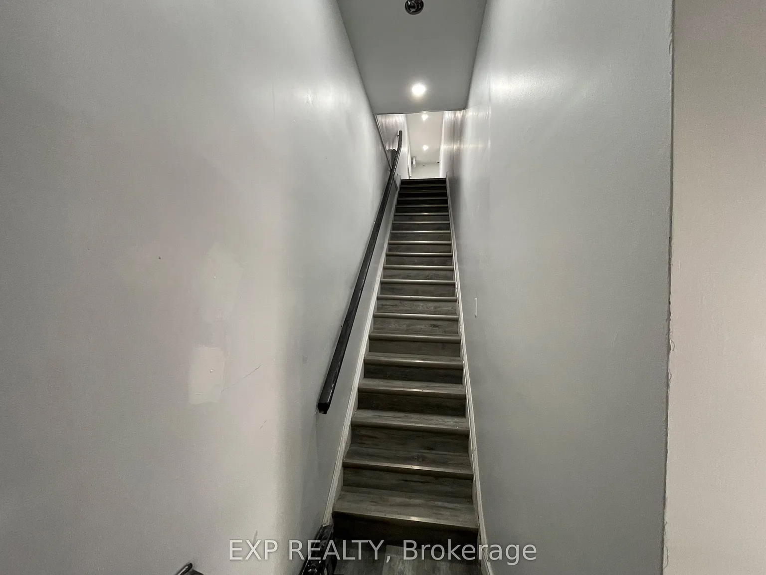 1 bed, $1,650 — Photo 2