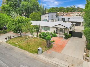 19513 Cantara St, Reseda, CA 91335