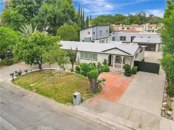 19513 Cantara St, Reseda, CA 91335