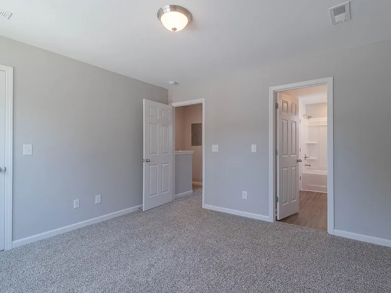 161 Hadley Dr — Photo 13