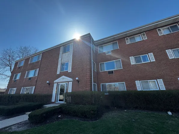 8440 Skokie Blvd APT 103, Skokie, IL 60077