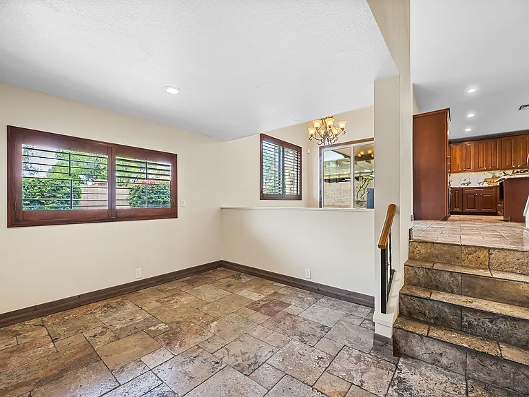 642 E Sage Brush St — Photo 13