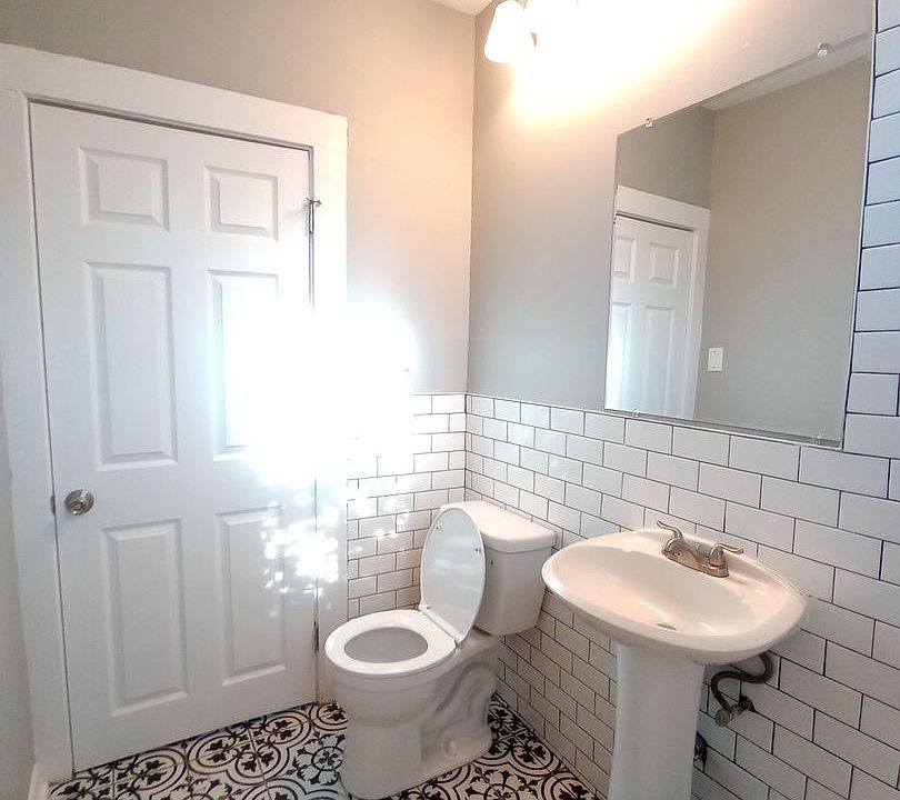 1st image of 127-29 David St #4130