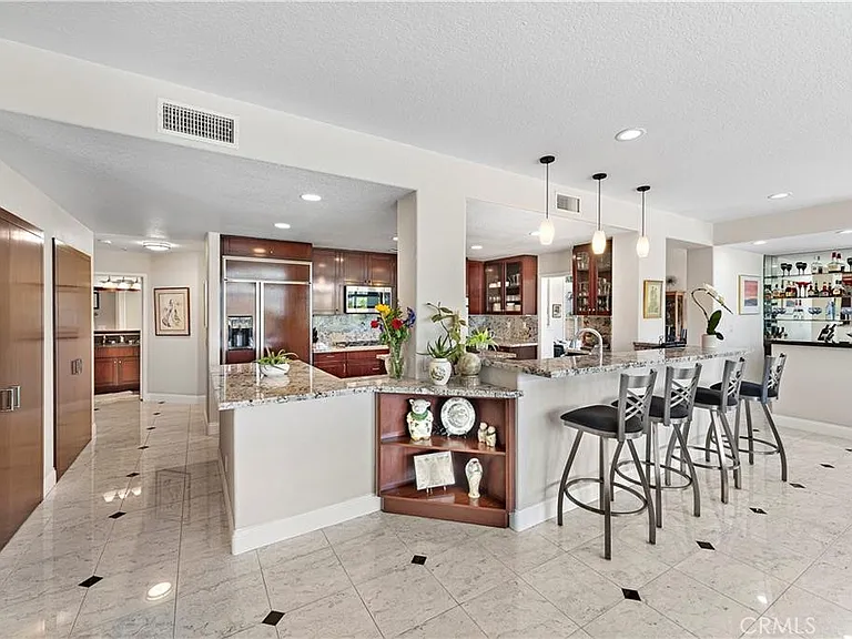 25606 Stratford Pl — Photo 33