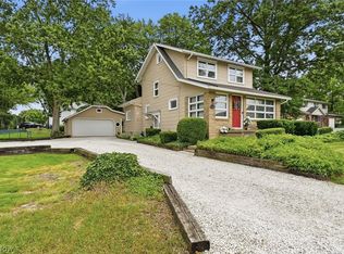 8562 Essex Ave NW, North Canton, OH 44720