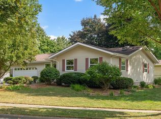 1925 Dolores Dr, Madison, WI 53716