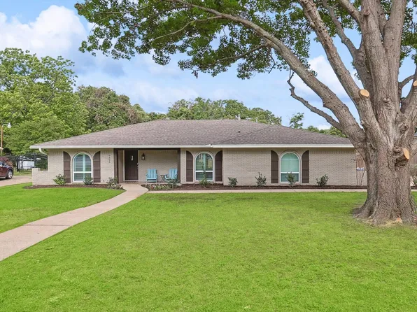 6305 Kingston Dr, Colleyville, TX 76034