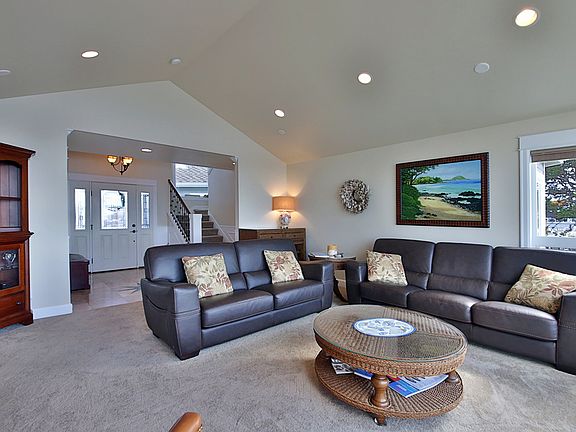 2nd image of 3638 Steelhead Dr