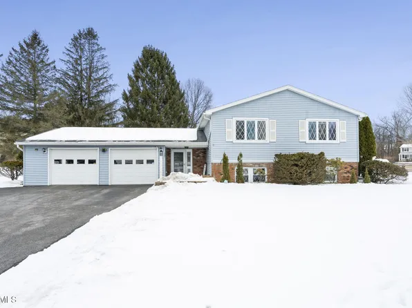 1041 Gates Drive, Schenectady, NY 12306