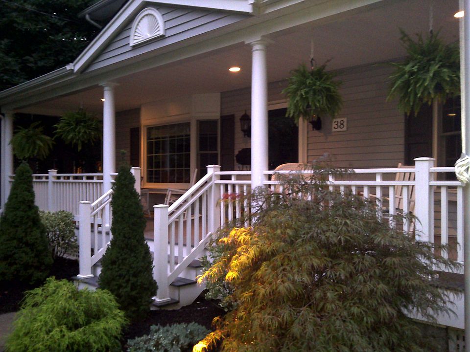 2nd image of 38 Oakland Ave