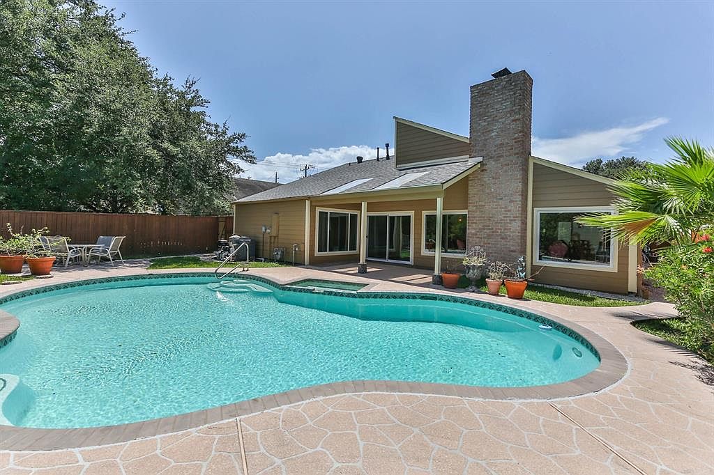 11826 Briar Forest Dr, Houston, TX 77077 Zillow