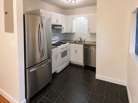 2nd image of 4 Madrid Sq APT 12