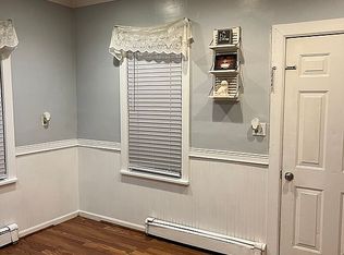 8242 Short Rd, Columbus, MI 48063