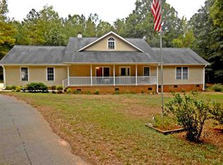 105 Newland Rd, Townville, SC 29689