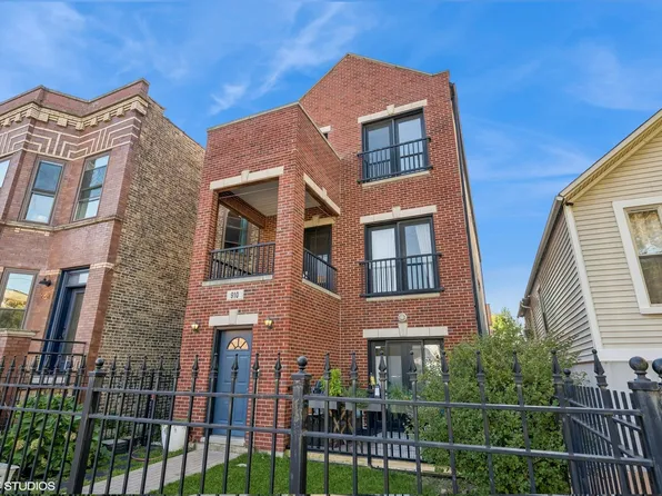 910 N Washtenaw Ave #3, Chicago, IL 60622