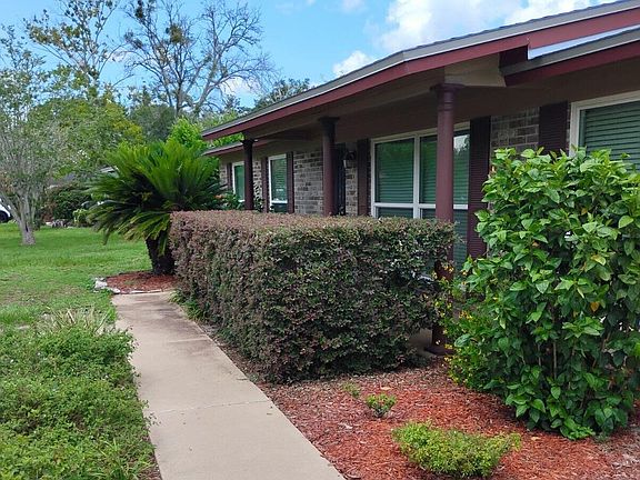 3rd image of 3508 RED OAK Circle E