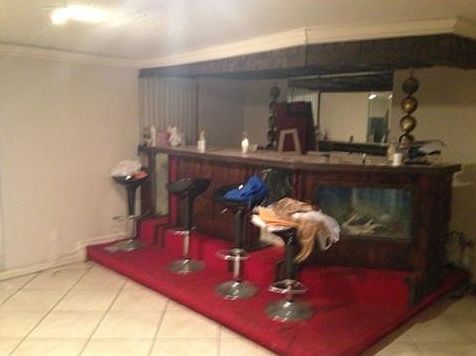 4th image of 4000 NW 190th St