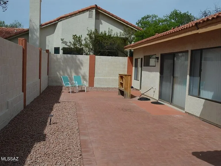 5461 N Waterfield Dr — Photo 18