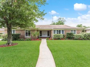 7406 Sandy Bluff Dr, Jacksonville, FL 32277