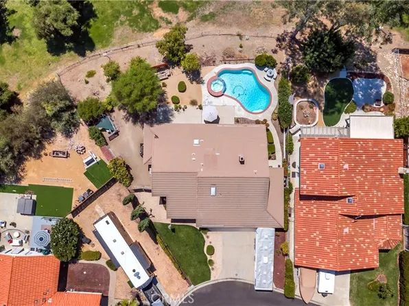 22961 Sierra Trl, Canyon Lake, CA 92587