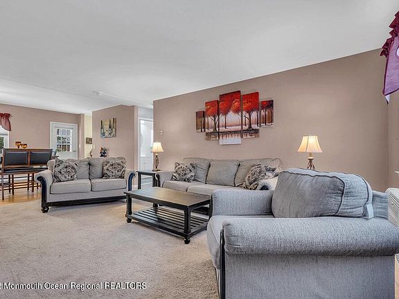 4th image of 62B White St