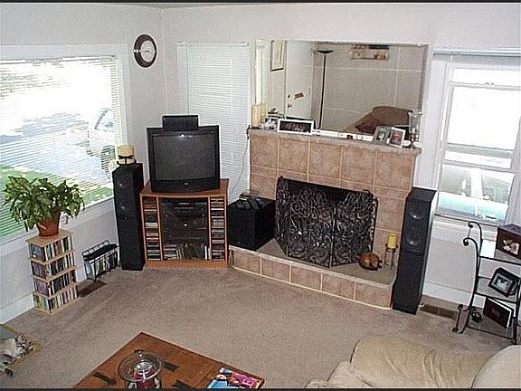 3rd image of 1770 E Redondo Ave