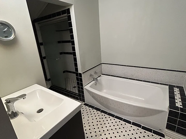 5008 N Miller Ave — Photo 13