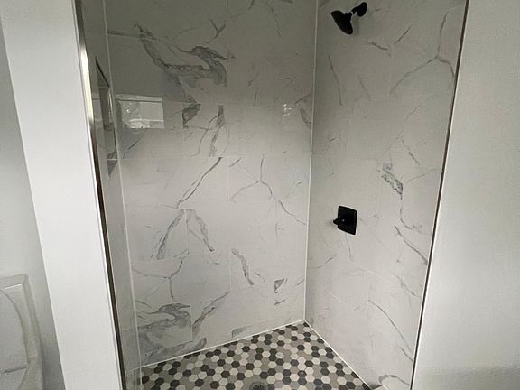 4th image of 97 N 13th St Floor 2