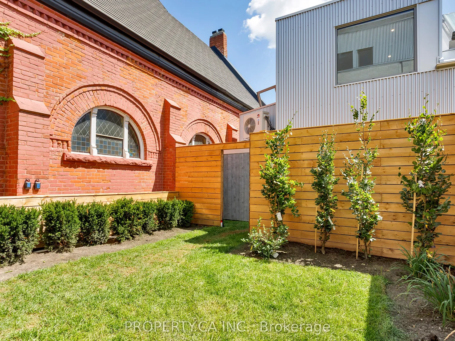 4 bed, $6,195 — Photo 3