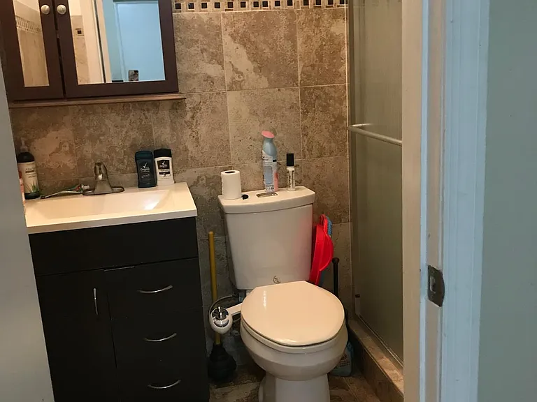 1031 NW 75th Ave — Photo 13