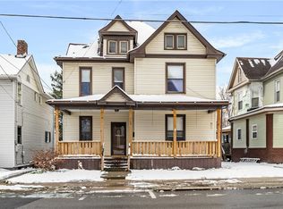 109 N Main St, Houston, PA 15342