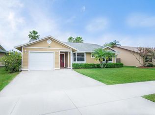 4241 SE Satinleaf Pl, Stuart, FL 34997