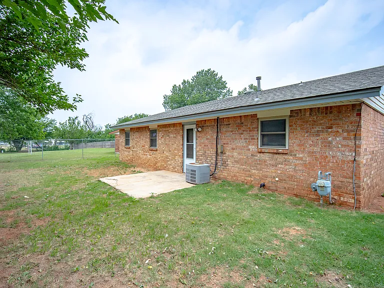 742 W Juniper Dr — Photo 19
