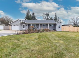 424 Pleasant Dr, Schaumburg, IL 60193